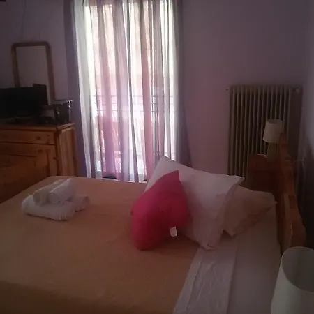 μixalareas αpartments * Kyparissia